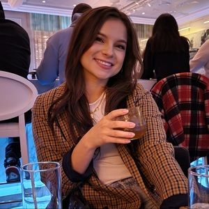 Meet your Posher, Merrit